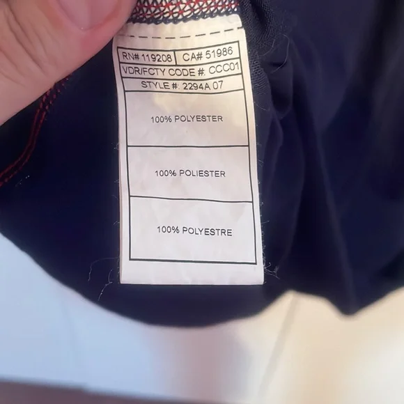 New England Patriots lightweight, long sleeve shirt. - Picture 5 of 5